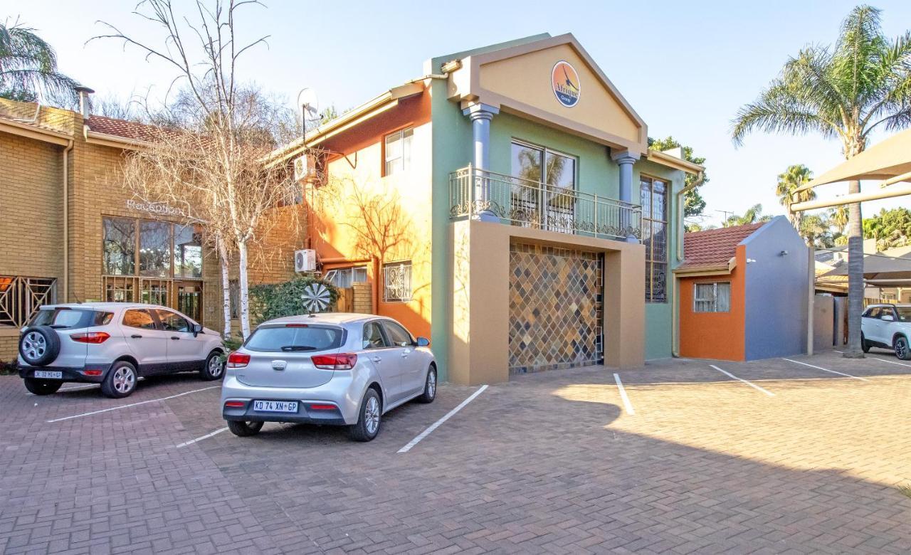 Sunward Park Guest House & Conference Center Boksburg Ngoại thất bức ảnh