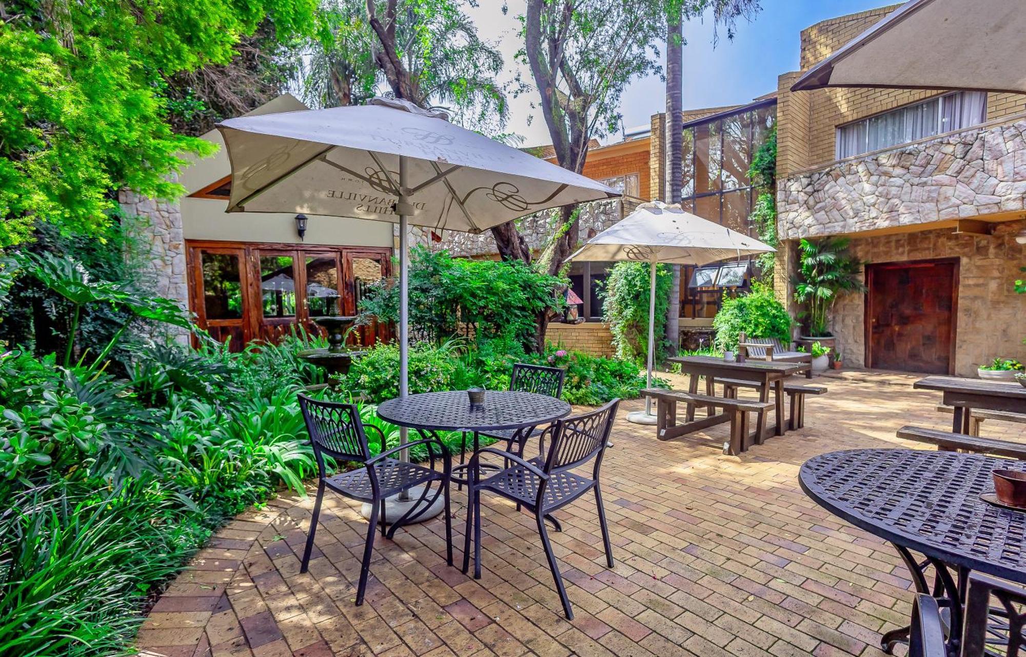 Sunward Park Guest House & Conference Center Boksburg Ngoại thất bức ảnh