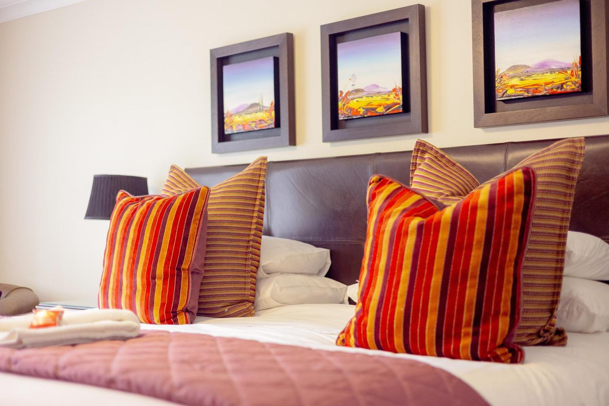 Sunward Park Guest House & Conference Center Boksburg Ngoại thất bức ảnh