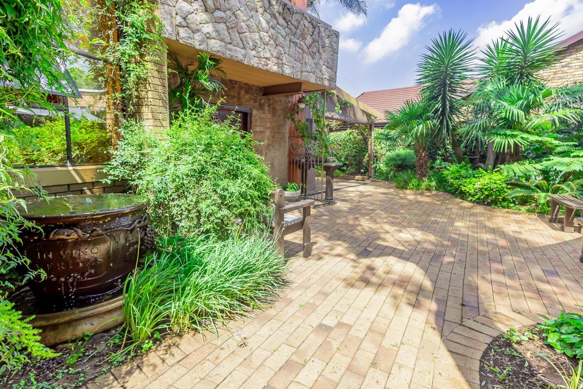 Sunward Park Guest House & Conference Center Boksburg Ngoại thất bức ảnh